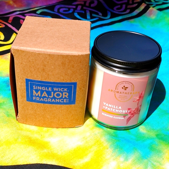 🌺🌺 Bath and Body Works Vanilla+Patchouli Single Wick Candle 🌺🌺 - Picture 1 of 2